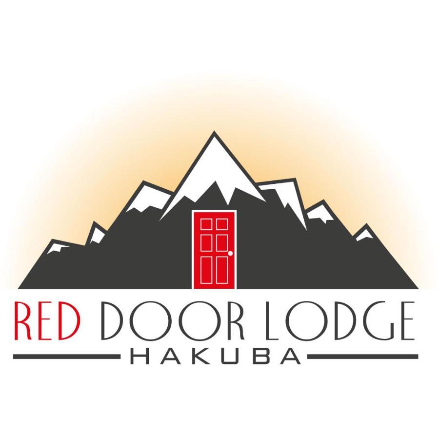 Red Door Lodge Хакуба Екстериор снимка